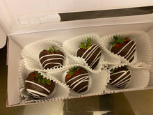 Load image into Gallery viewer, Dipped Strawberries
